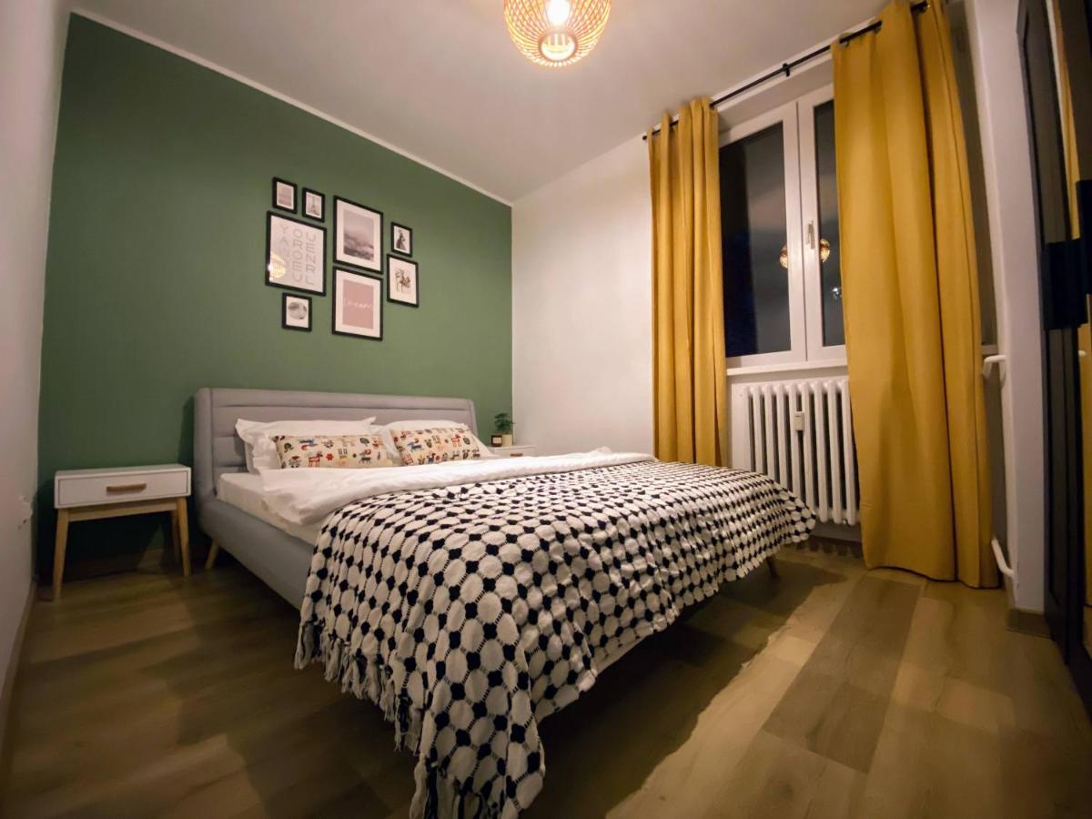 Central Cozy Apartment North Railway St - 4 Min Walk Boekarest Buitenkant foto