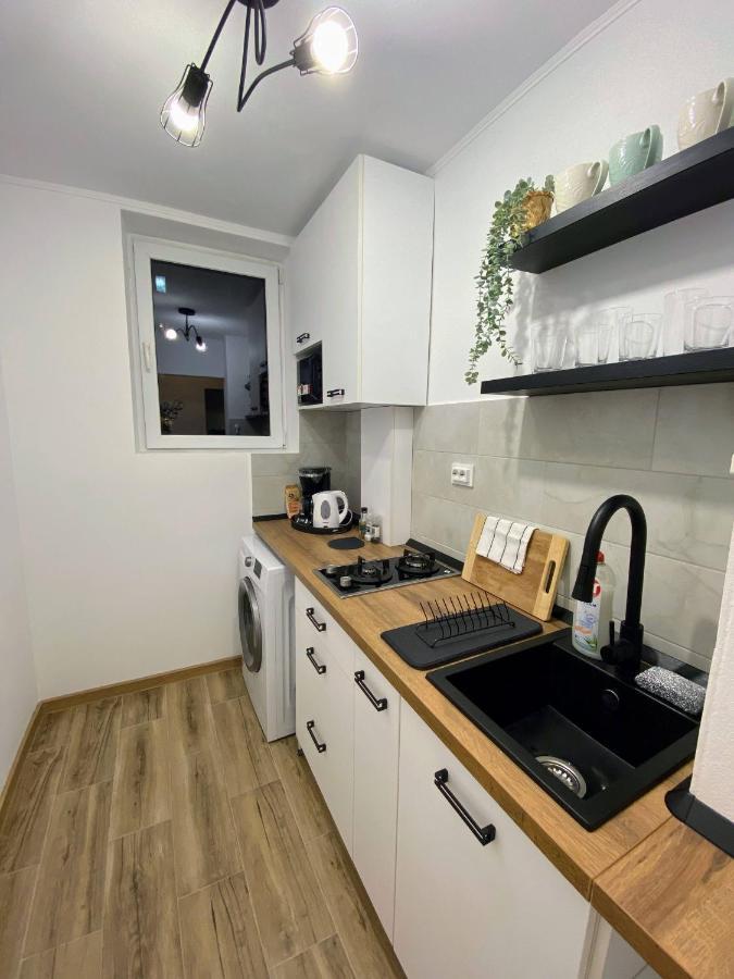 Central Cozy Apartment North Railway St - 4 Min Walk Boekarest Buitenkant foto